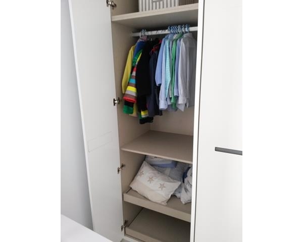 Armario lacado blanco